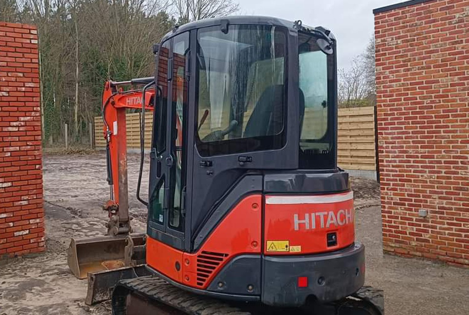 HITACHI - 3 ton